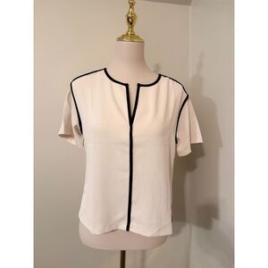 Melloday NWT White Black Contrast Piping Blouse Top XS Split Neck
